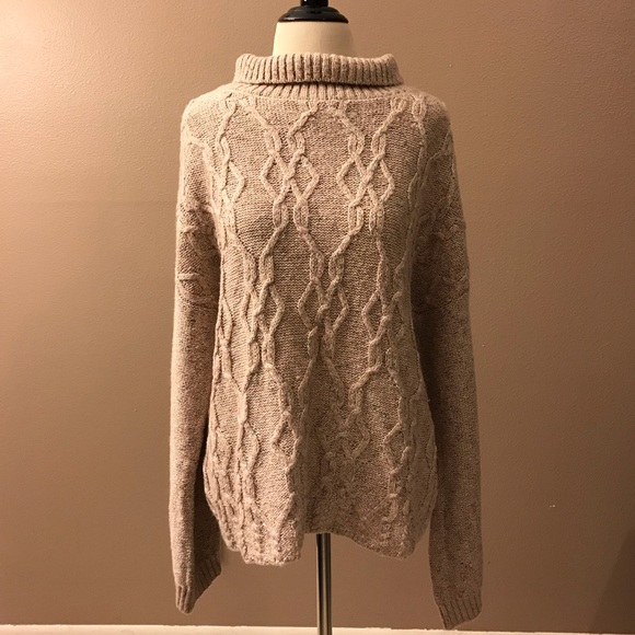 89th & Madison Sweaters - 89th & Madison Long Sleeved Oversized Sweater